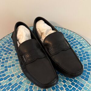 New Prada Black Leather Men’s Driving Shoes with Croc-Embossed Leather Detail